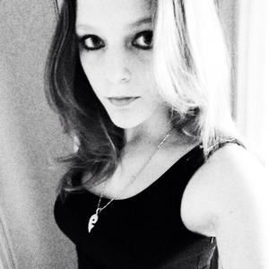 Meet your Posher, Ally